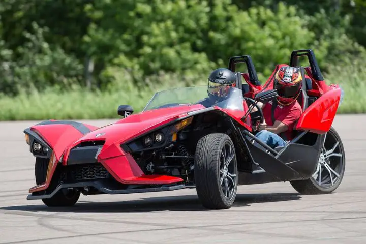 How Many Miles Per Gallon Does a Polaris Slingshot Get?